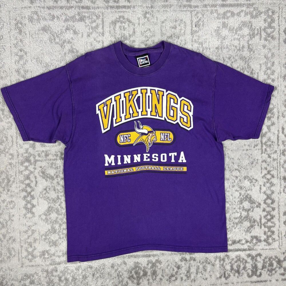 VTG Pro Player NFL Minnesota Vikings Classic Logo Purple T-Shirt Size Large